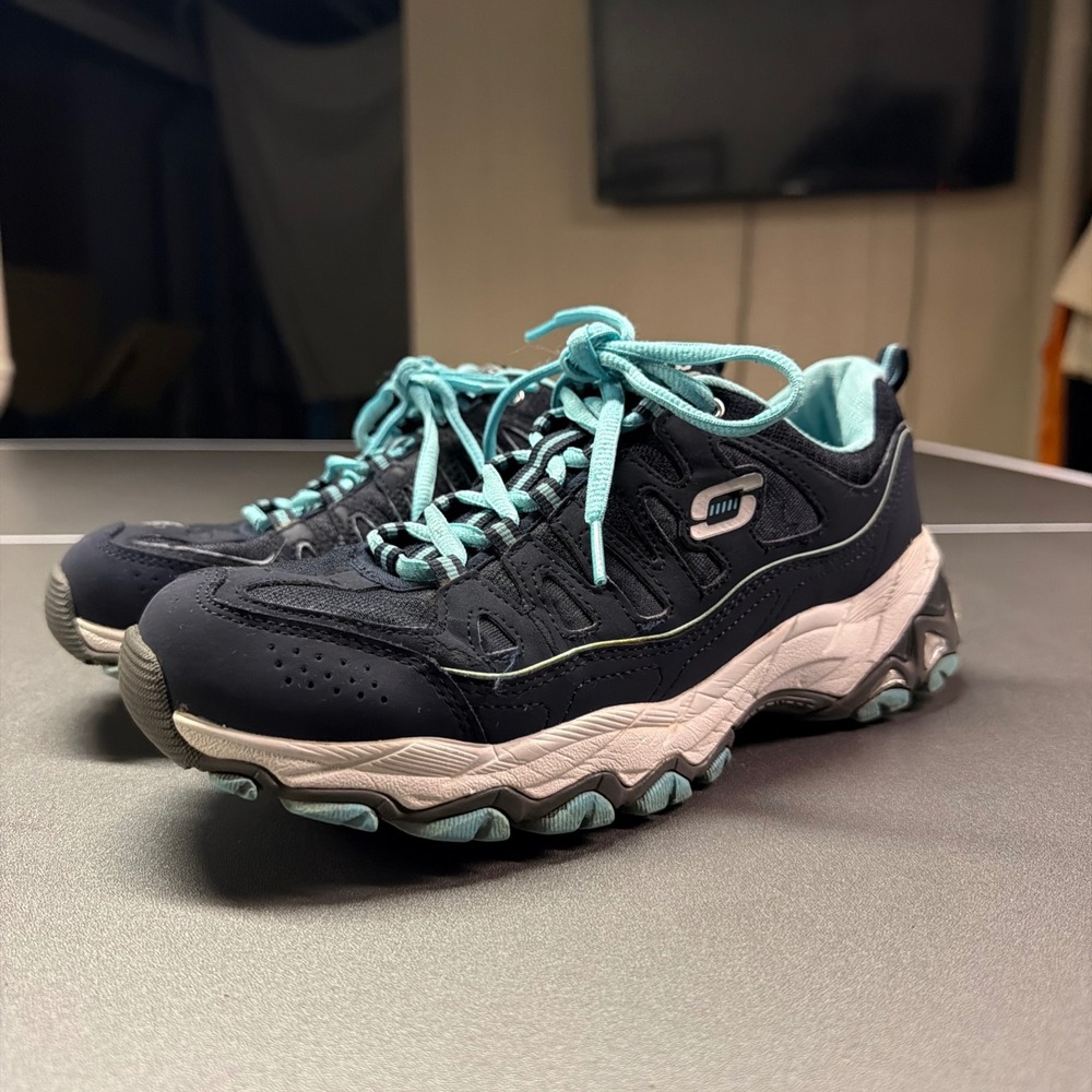 Skechers D'Lites Memory Foam Women's Trail Walking Sneakers Black Blue Size 7.5